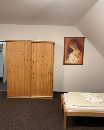 Alpsky Dum Zelezna Ruda